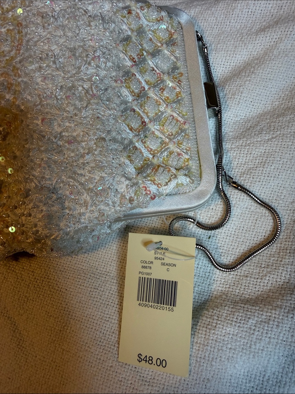 Lord & Taylor Ivory Beaded Wristlet with Iridescent‎ Sequins - Picture 4 of 4